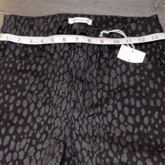Good American Good Legs Crop Animal Print Jean Size 27 / 4 Black STRETCH! - Picture 13 of 15